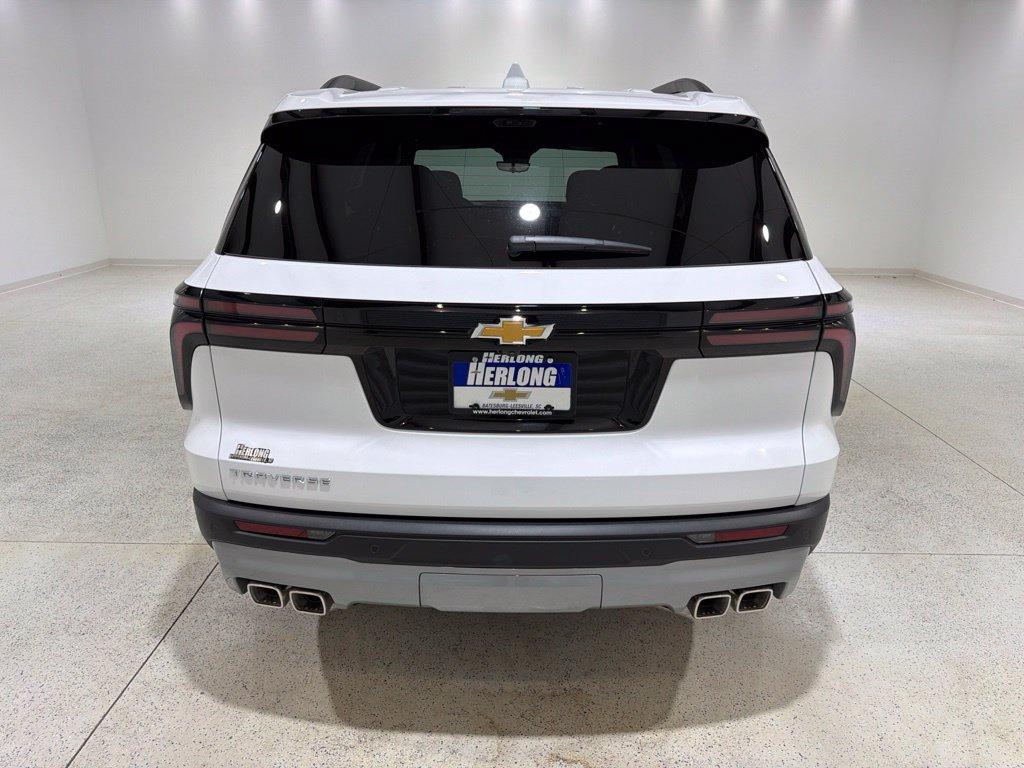 new 2027 Chevrolet Traverse car, priced at $52,115