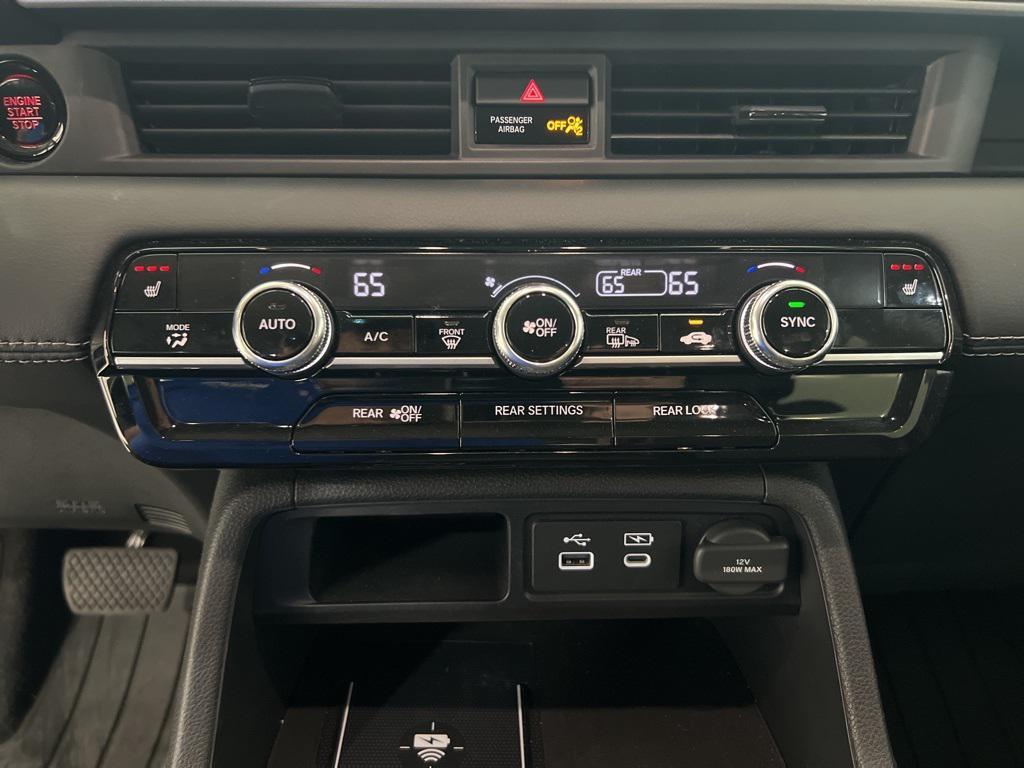 used 2025 Honda Pilot car, priced at $40,480