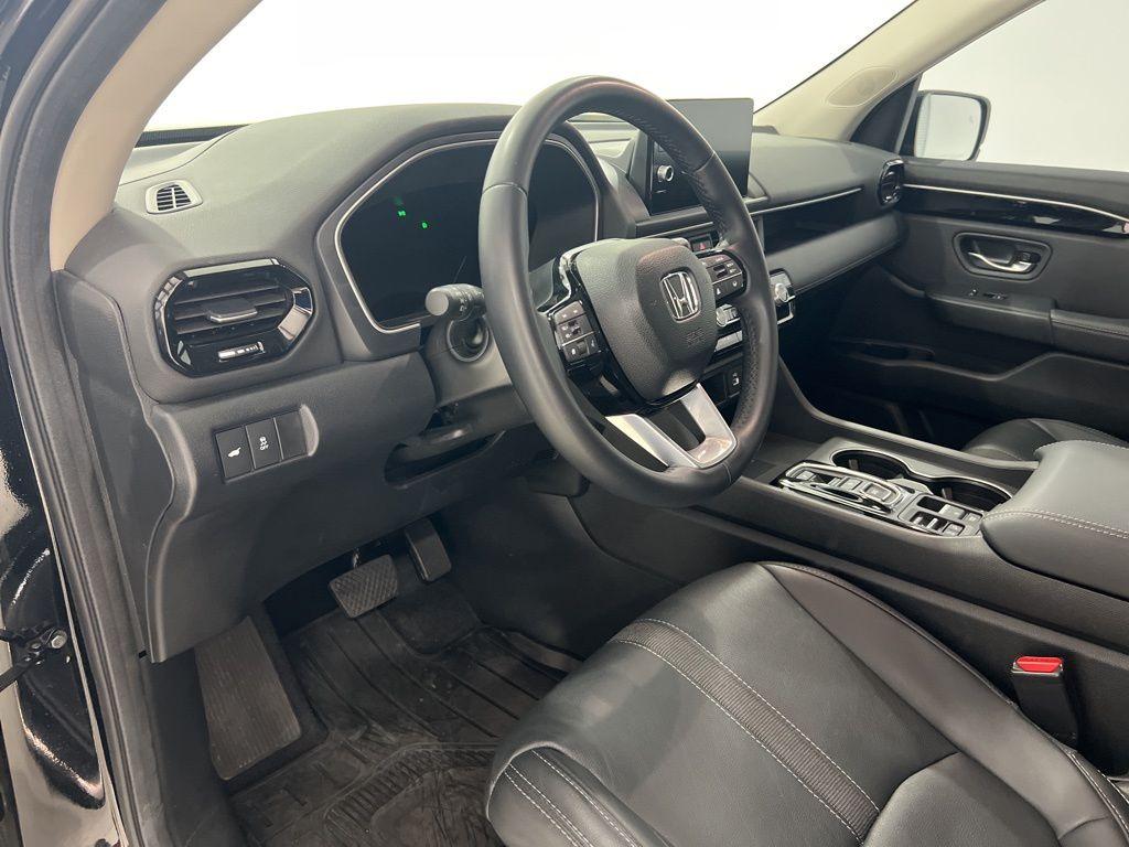 used 2025 Honda Pilot car, priced at $39,378