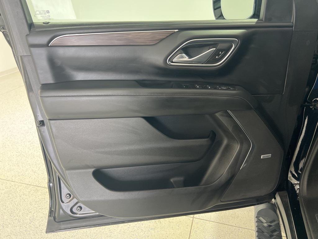 used 2023 Chevrolet Suburban car, priced at $47,480