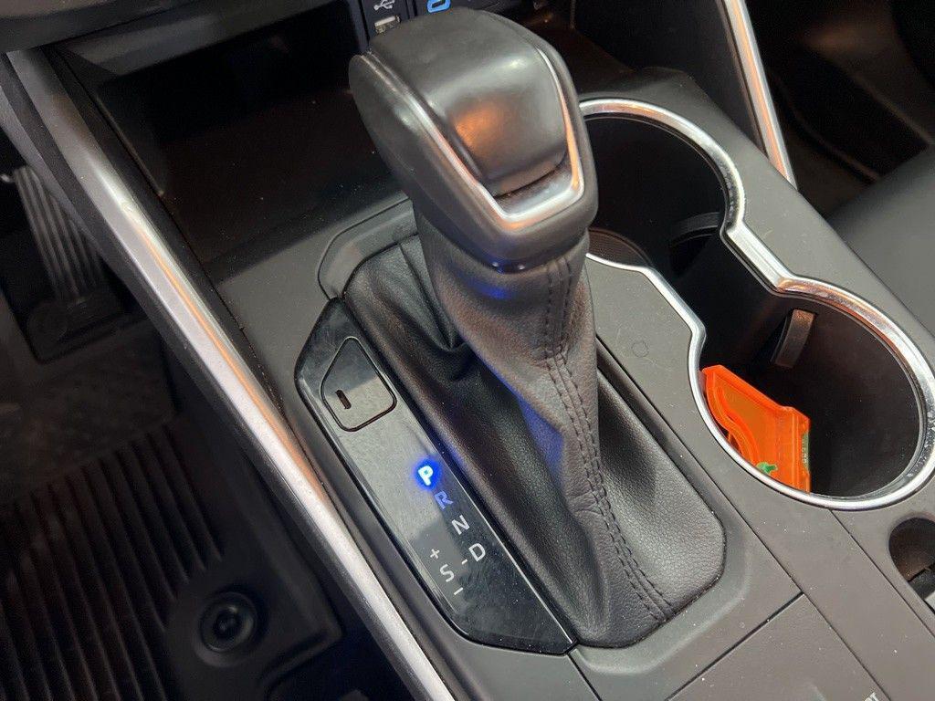 used 2022 Toyota Highlander Hybrid car, priced at $33,880