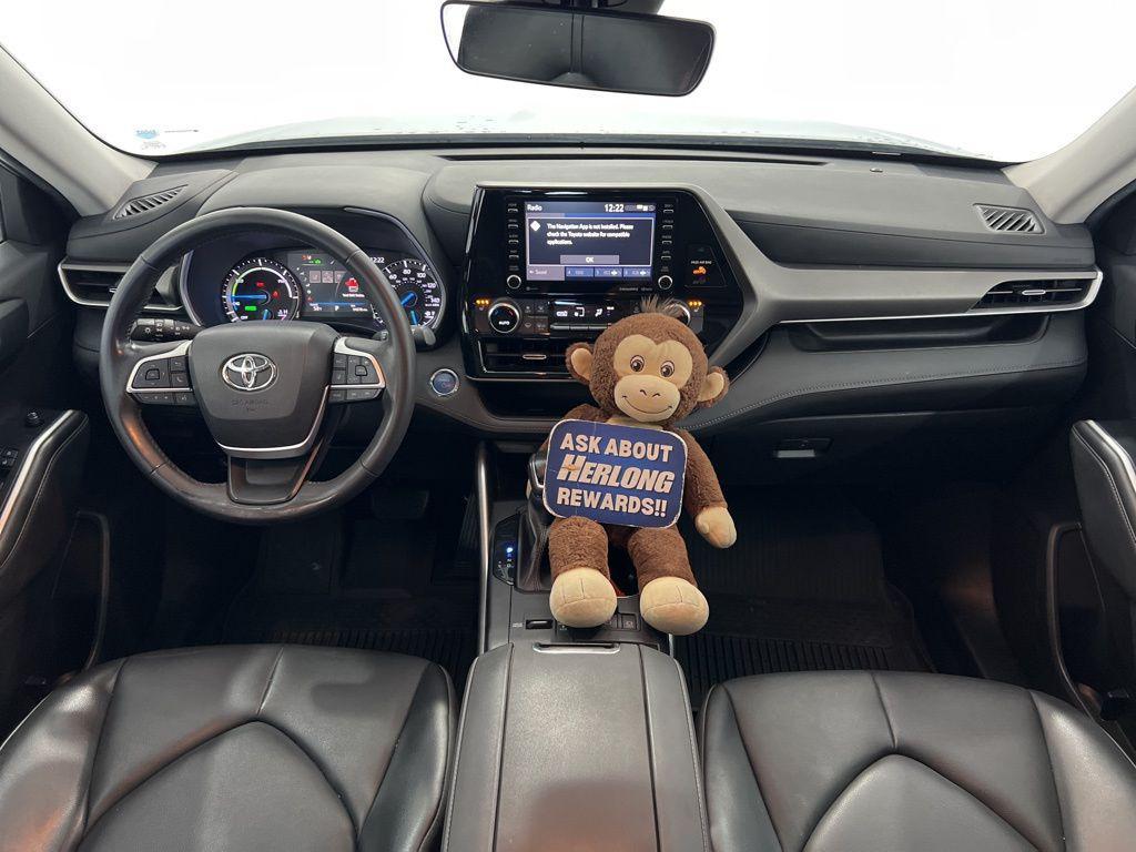 used 2022 Toyota Highlander Hybrid car, priced at $33,880