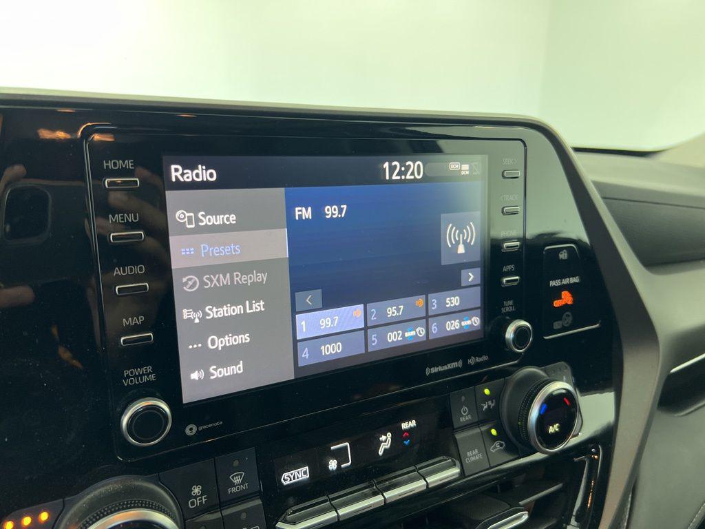 used 2022 Toyota Highlander Hybrid car, priced at $33,880