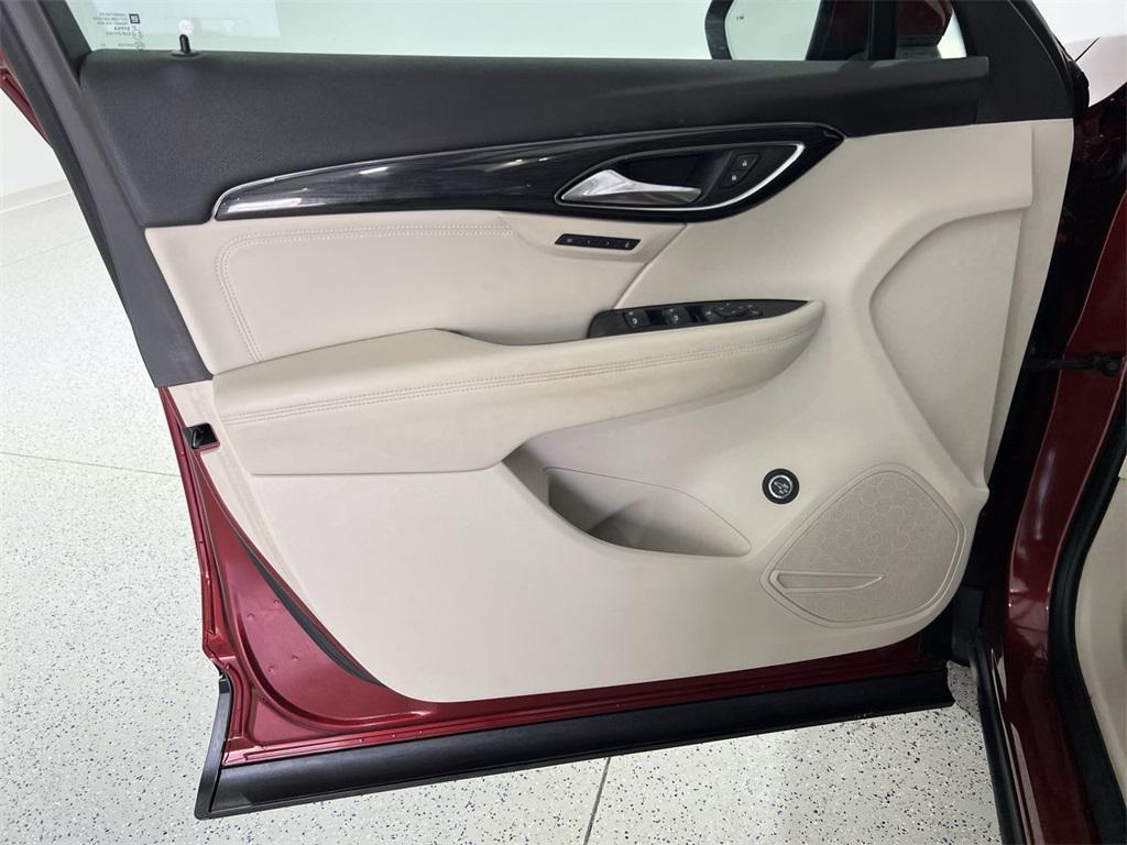 used 2021 Buick Envision car, priced at $22,521