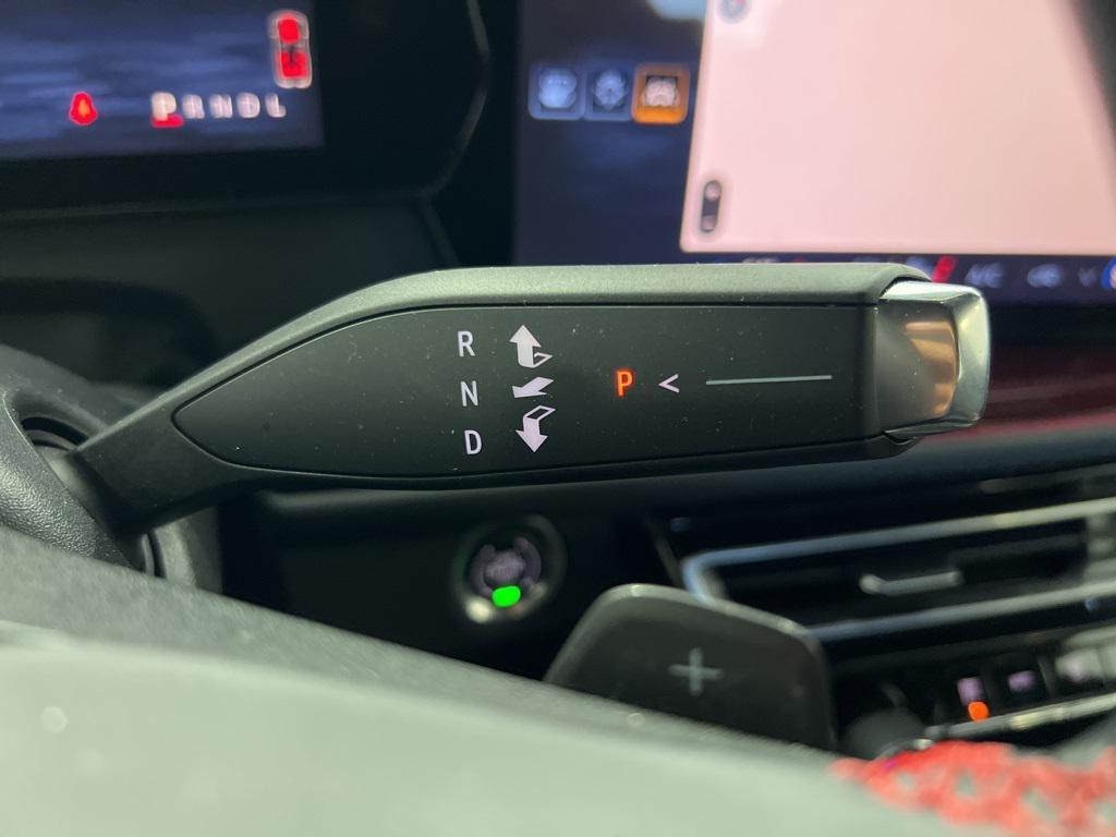 used 2024 Chevrolet Traverse car, priced at $45,780