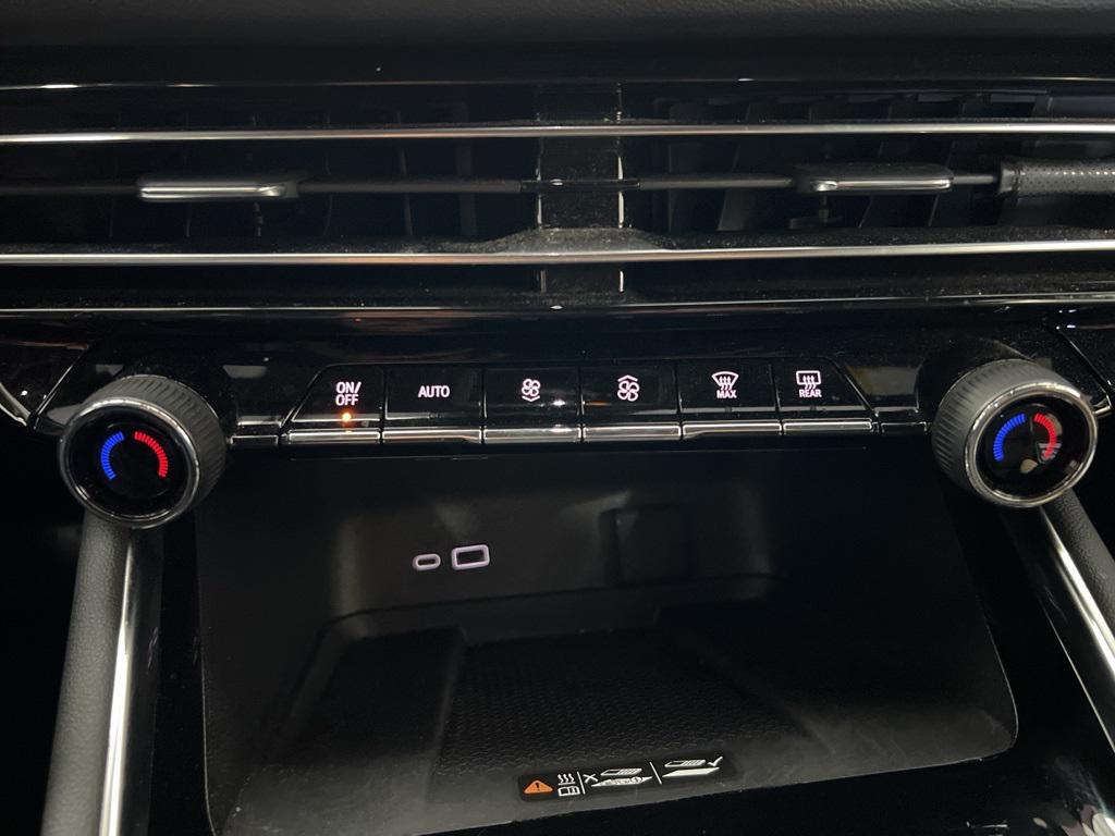 used 2024 Chevrolet Traverse car, priced at $45,780