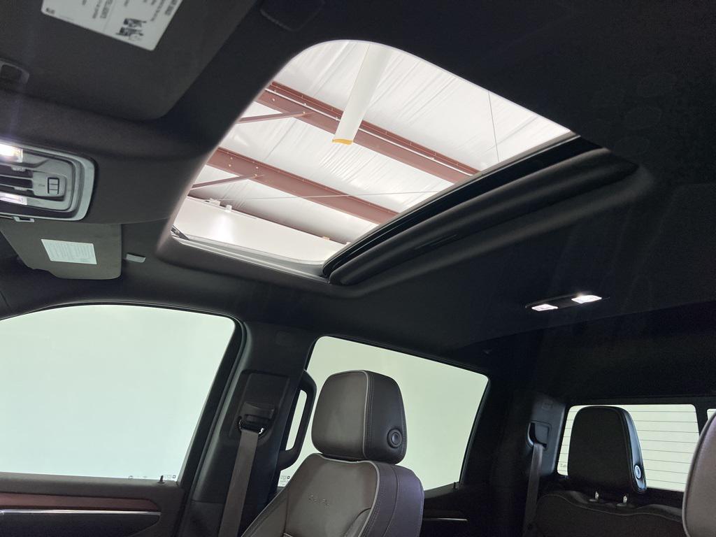 used 2022 GMC Sierra 1500 car, priced at $48,380