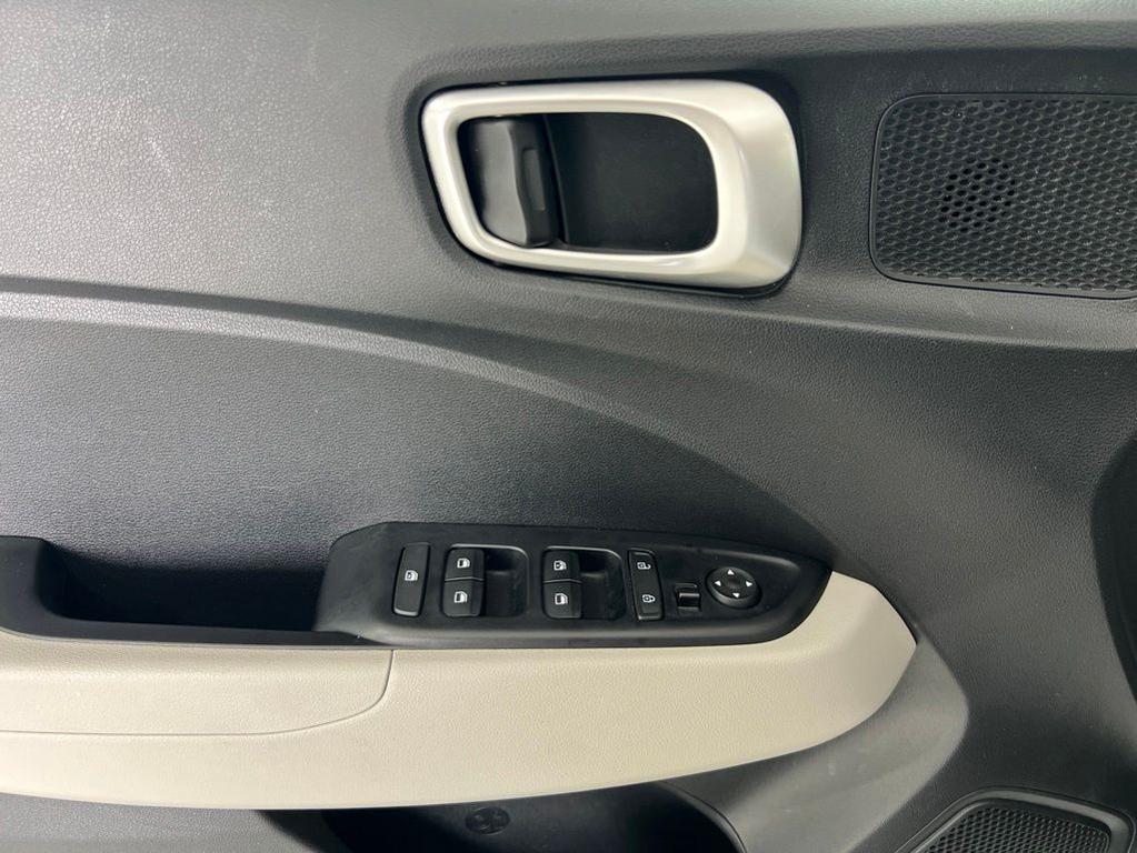 used 2025 Hyundai Venue car, priced at $21,980