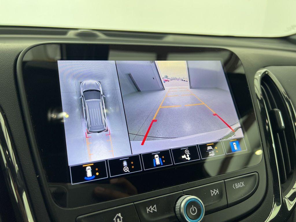 used 2024 Chevrolet Equinox car, priced at $26,998