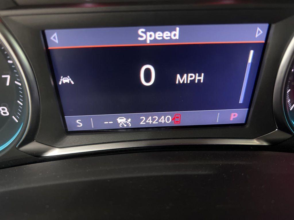 used 2024 Chevrolet Equinox car, priced at $26,998