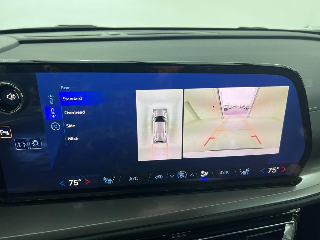 used 2025 Chevrolet Traverse car, priced at $40,880