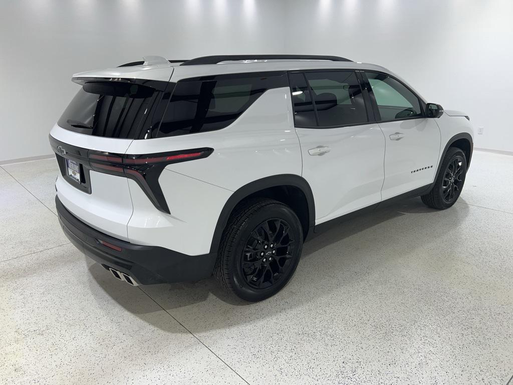 used 2025 Chevrolet Traverse car, priced at $40,880