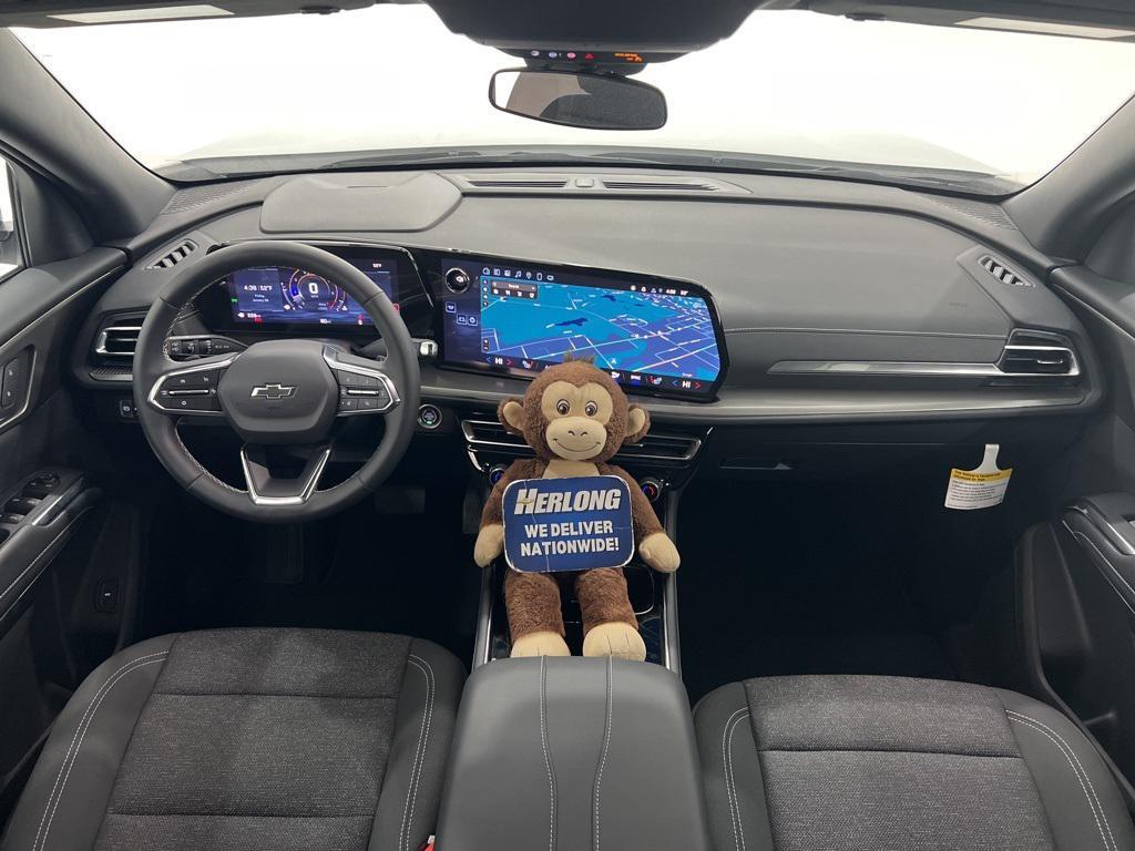 used 2025 Chevrolet Traverse car, priced at $40,880