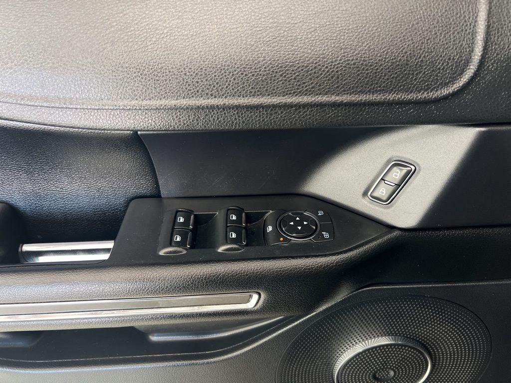 used 2019 Ford Expedition car, priced at $17,940