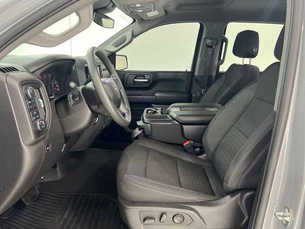 used 2024 Chevrolet Silverado 1500 car, priced at $40,998