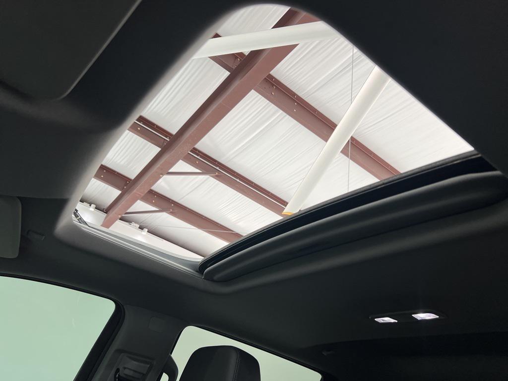 used 2022 Chevrolet Silverado 1500 car, priced at $43,880