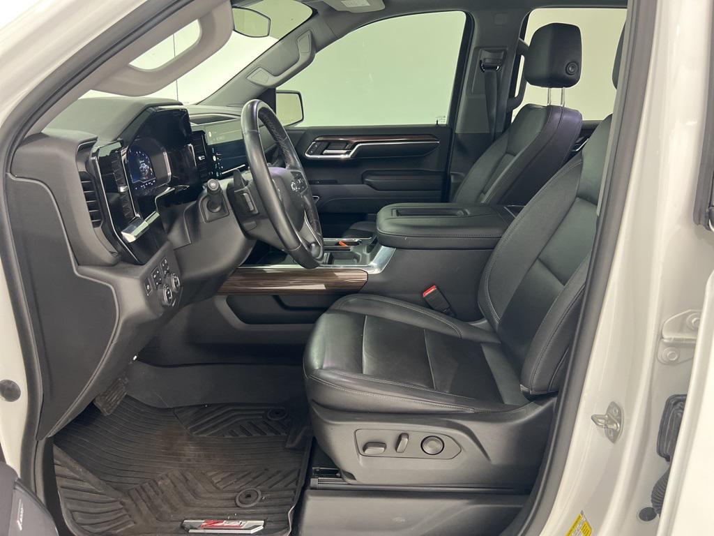 used 2022 Chevrolet Silverado 1500 car, priced at $43,880