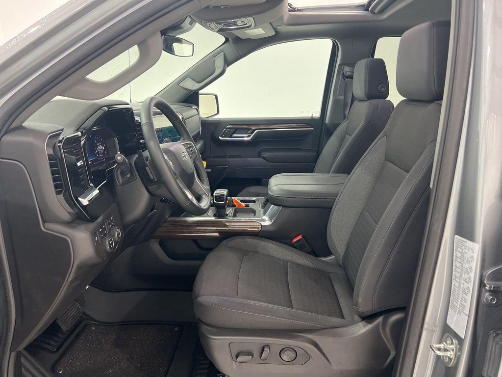 used 2024 Chevrolet Silverado 1500 car, priced at $56,998