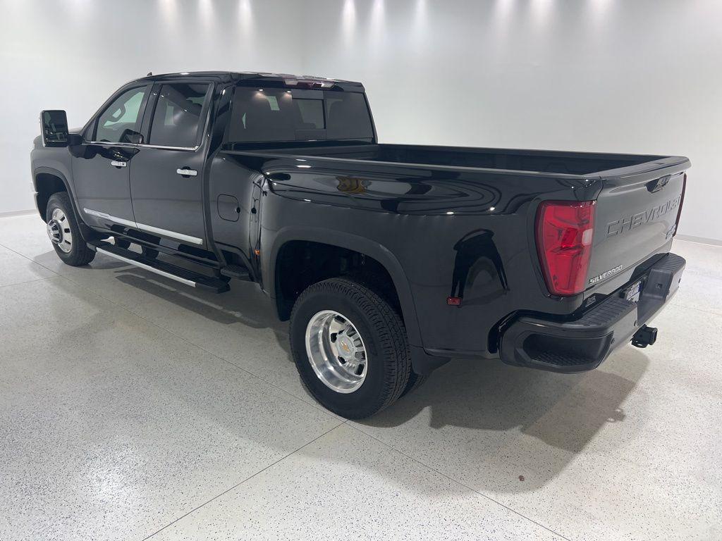 used 2024 Chevrolet Silverado 3500 car, priced at $71,160