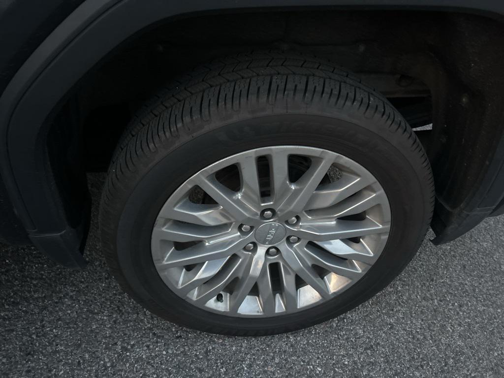 used 2019 GMC Sierra 1500 car, priced at $33,780