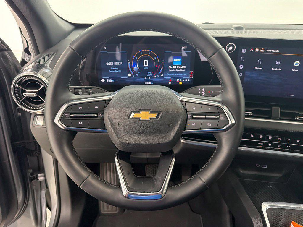 used 2026 Chevrolet Equinox car, priced at $27,480