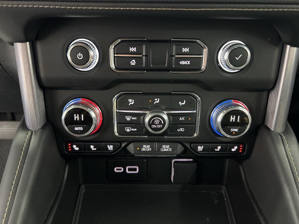 used 2024 GMC Yukon car, priced at $54,280