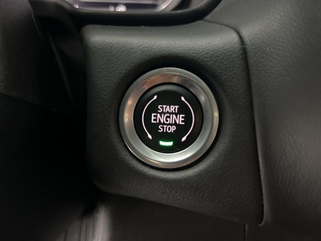 used 2024 GMC Yukon car, priced at $52,414