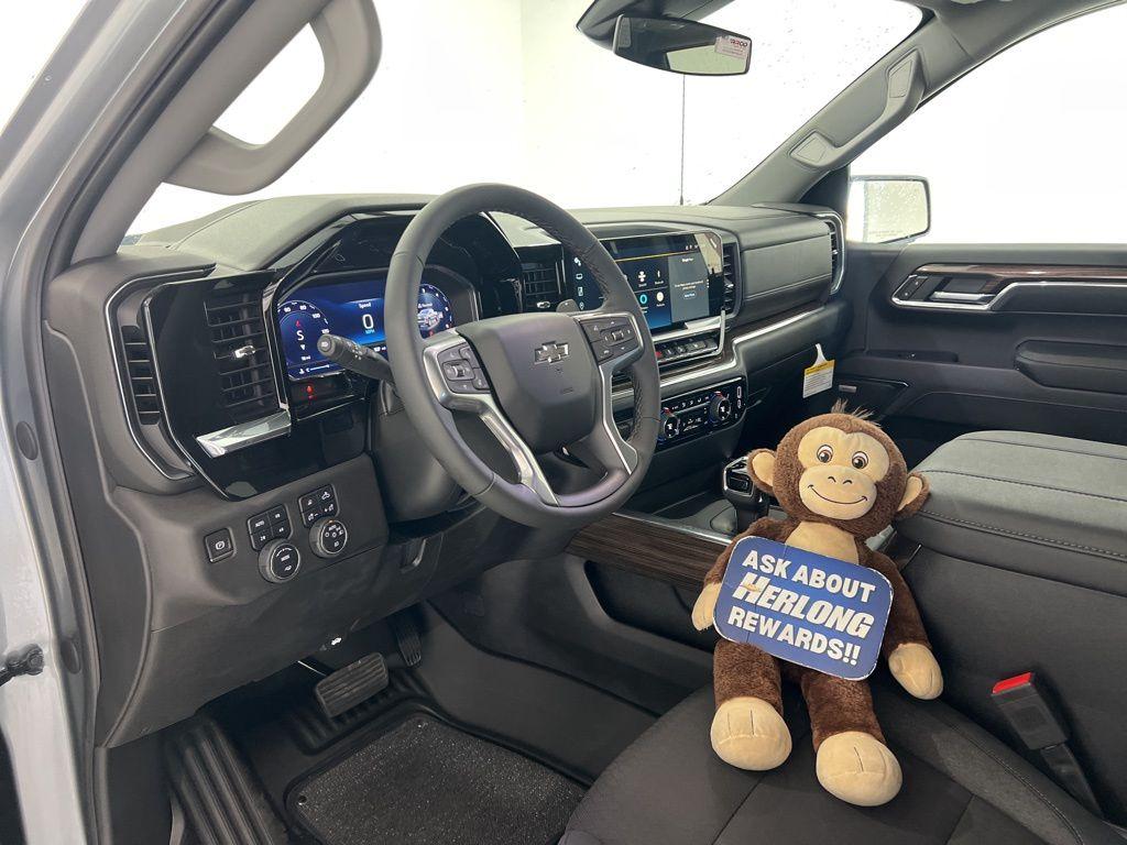 new 2024 Chevrolet Silverado 1500 car, priced at $57,880