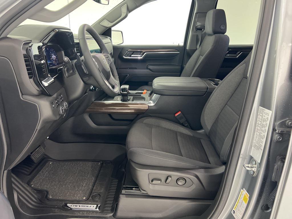 new 2024 Chevrolet Silverado 1500 car, priced at $55,880