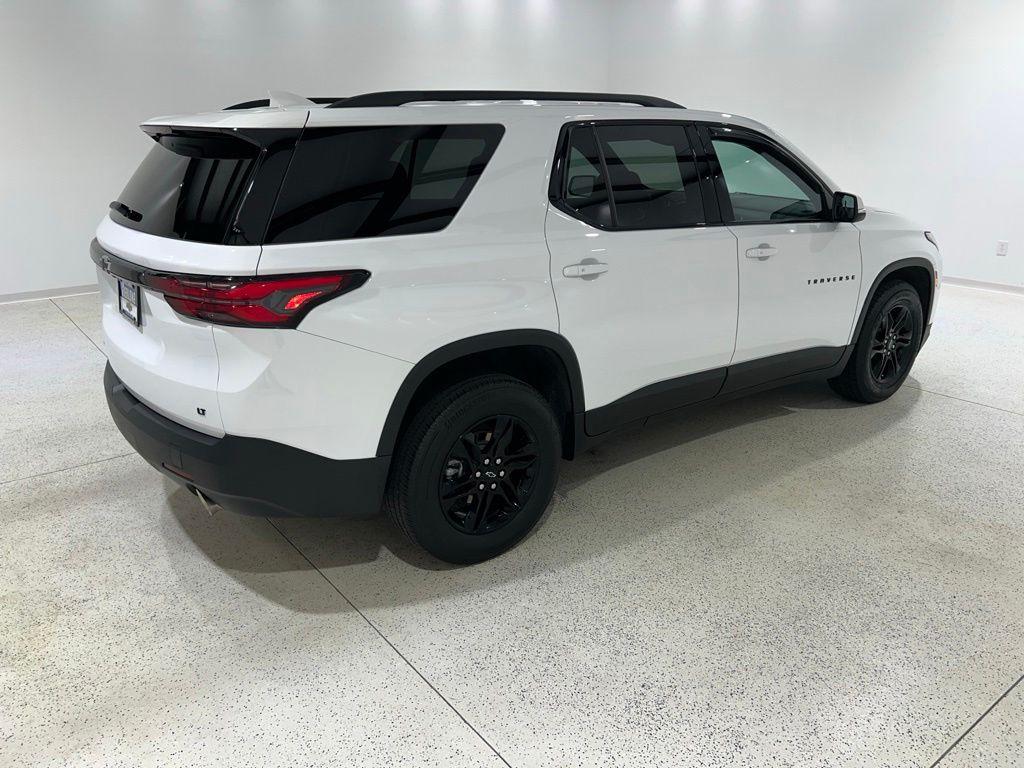 used 2023 Chevrolet Traverse car, priced at $31,880