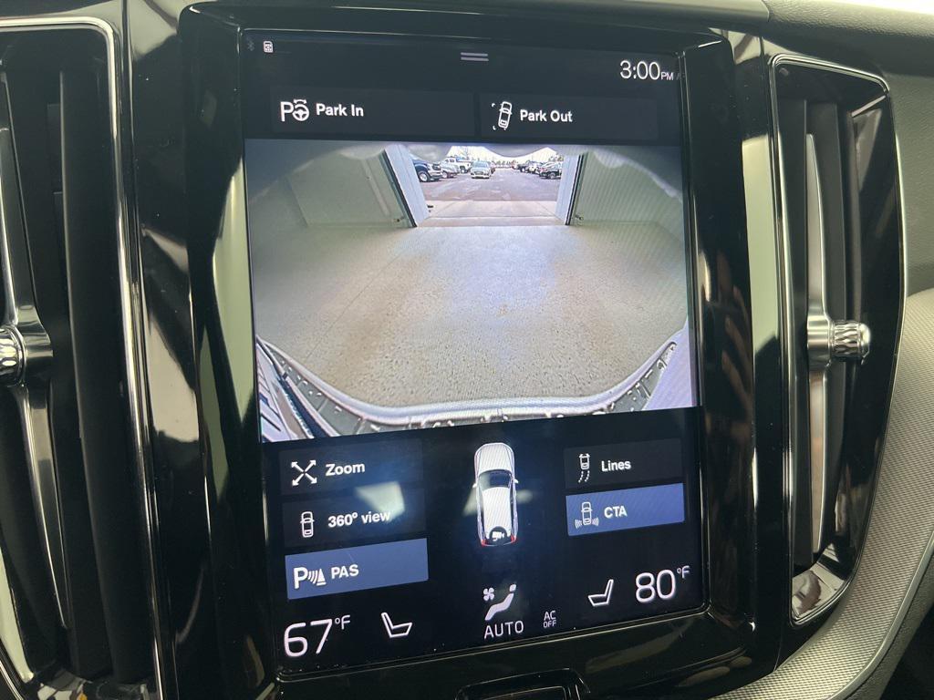 used 2018 Volvo XC60 car, priced at $18,880