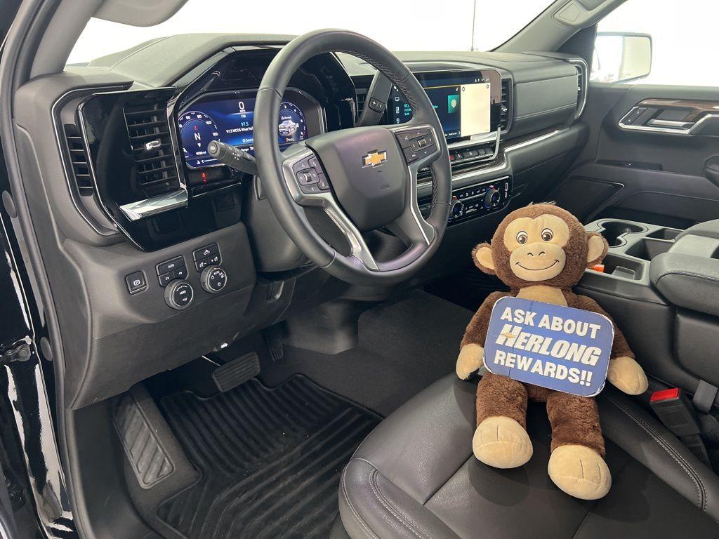 new 2024 Chevrolet Silverado 1500 car, priced at $52,880