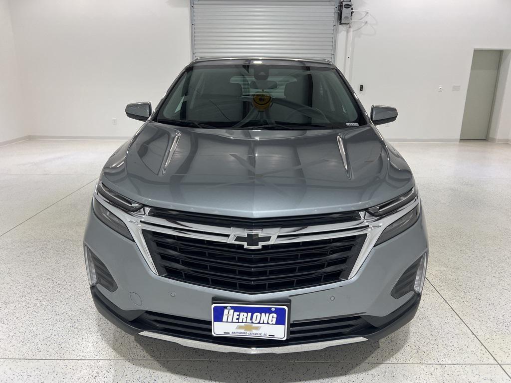 used 2024 Chevrolet Equinox car, priced at $22,990