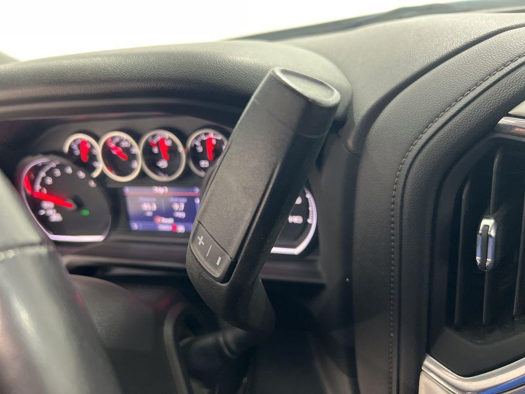 used 2022 Chevrolet Silverado 1500 Limited car, priced at $35,820
