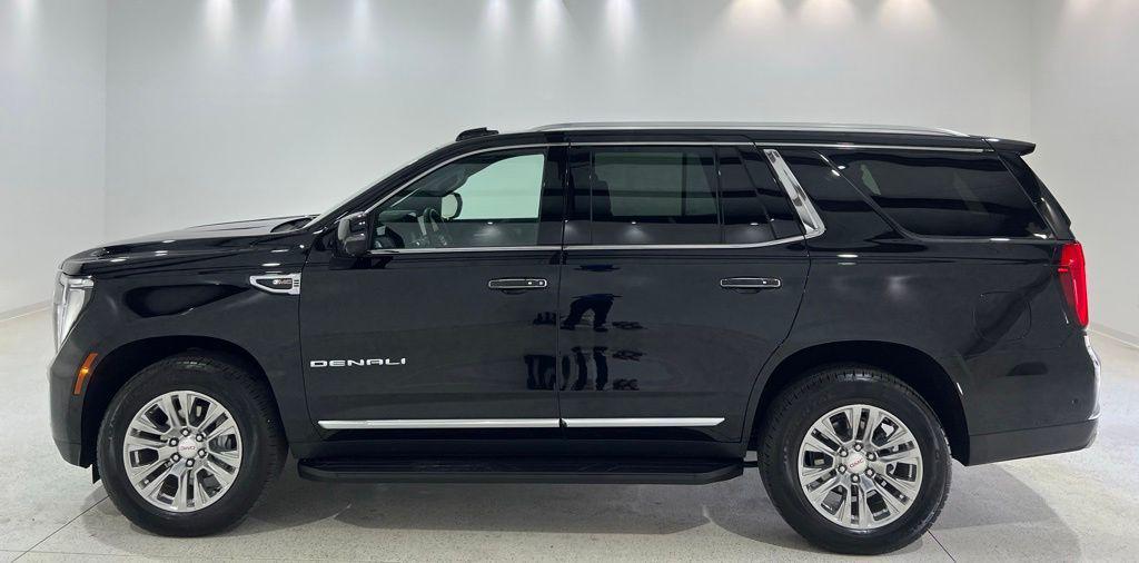 used 2025 GMC Yukon car, priced at $71,880