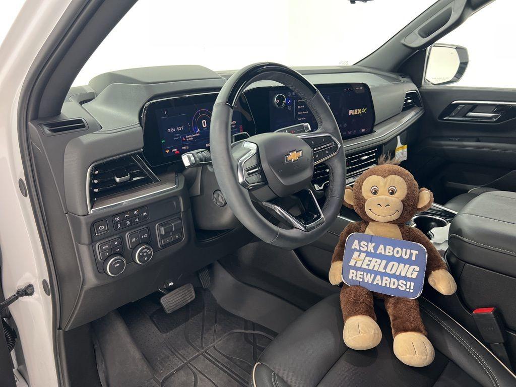 new 2025 Chevrolet Suburban car, priced at $85,880