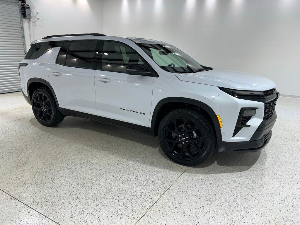 new 2026 Chevrolet Traverse car, priced at $58,650