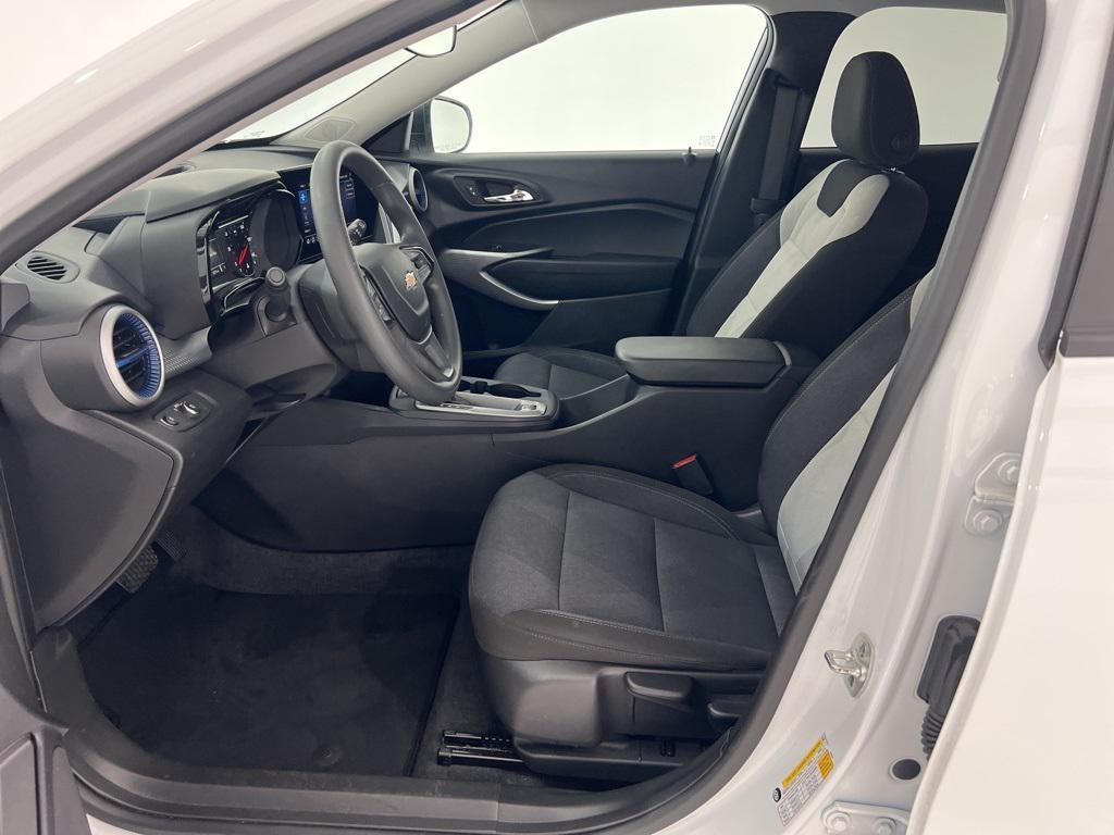 used 2025 Chevrolet Trax car, priced at $21,880