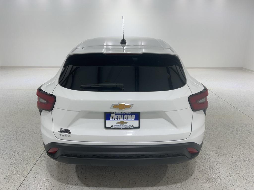 used 2025 Chevrolet Trax car, priced at $21,880