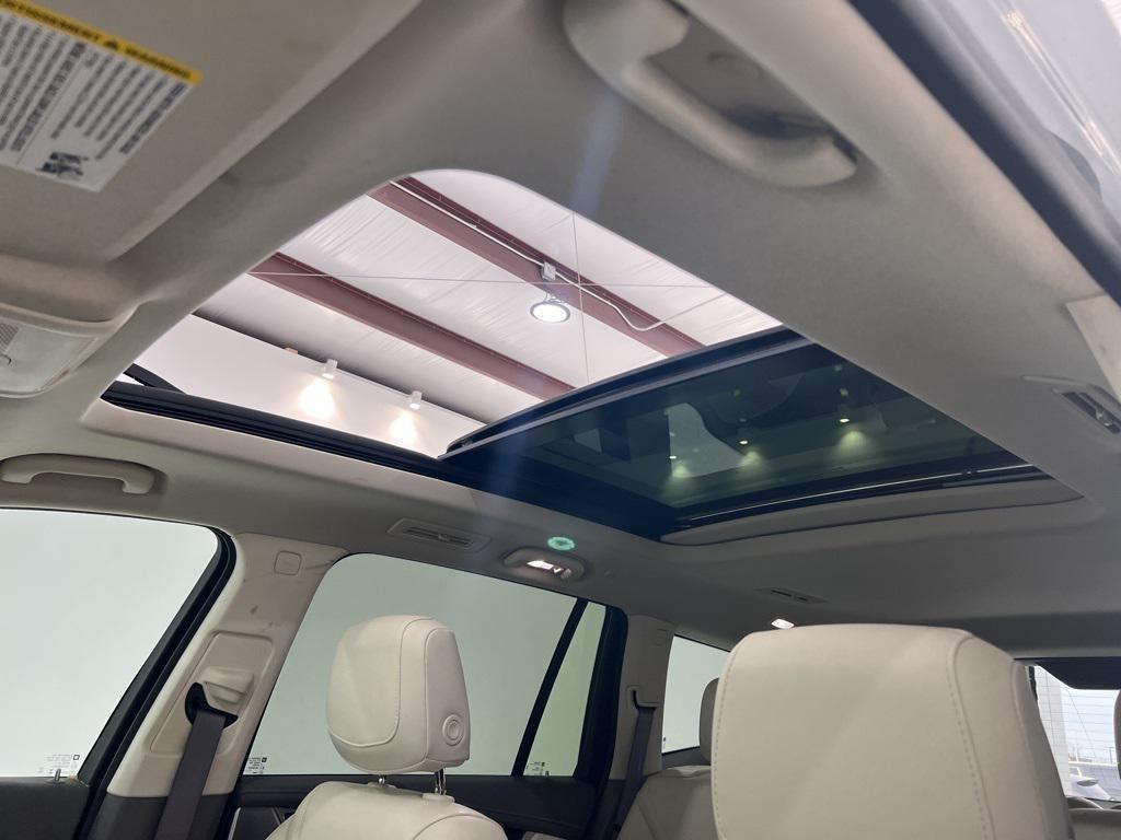 used 2025 Cadillac XT6 car, priced at $42,880