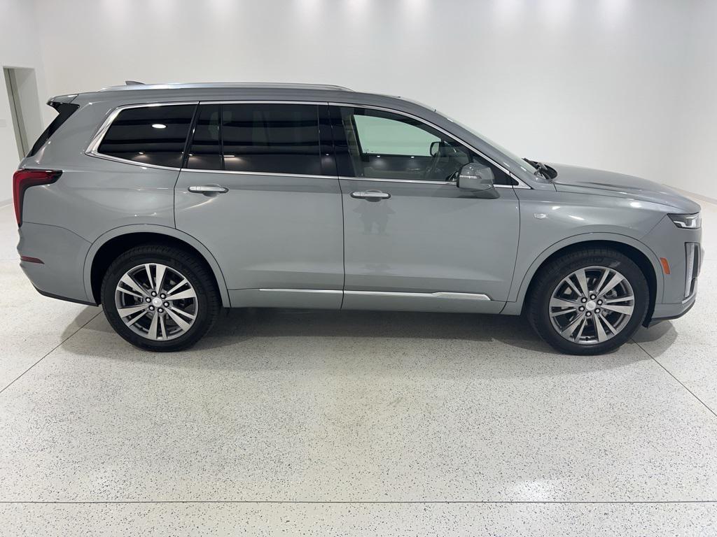 used 2025 Cadillac XT6 car, priced at $42,880
