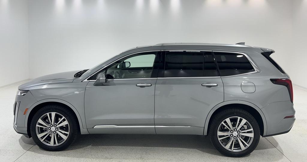 used 2025 Cadillac XT6 car, priced at $42,880