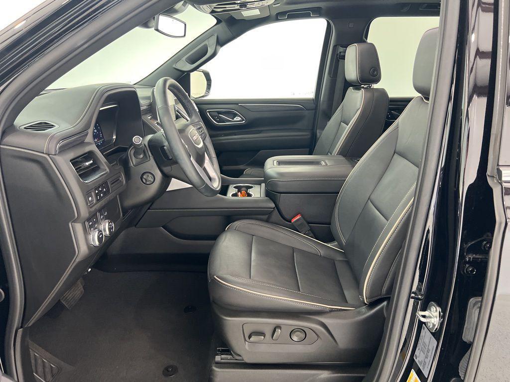 used 2024 GMC Yukon XL car, priced at $63,105