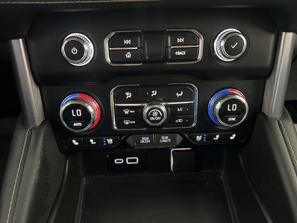 used 2024 GMC Yukon XL car, priced at $63,105