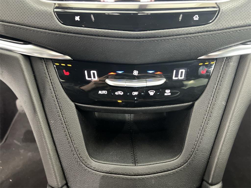 used 2025 Cadillac XT5 car, priced at $38,880