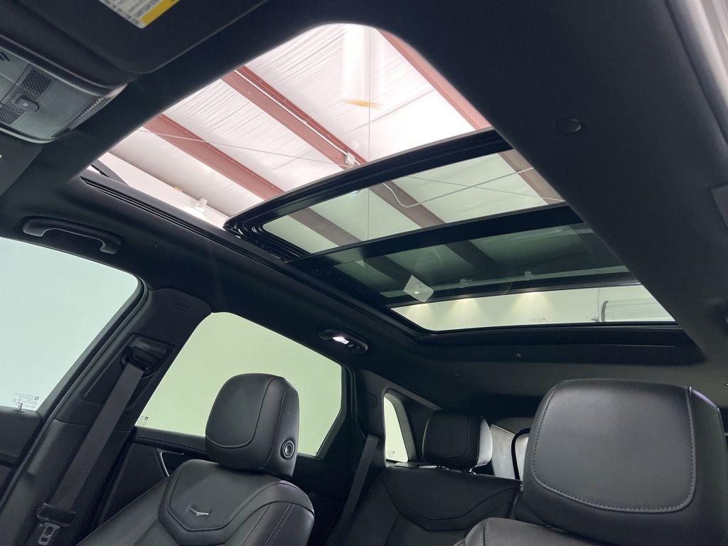 used 2020 Cadillac XT5 car, priced at $23,990