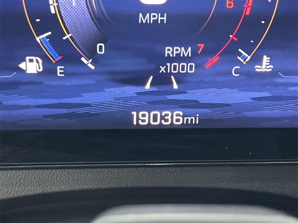 used 2024 Chevrolet Traverse car, priced at $47,990