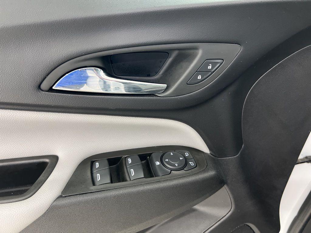 used 2024 Chevrolet Equinox car, priced at $23,757