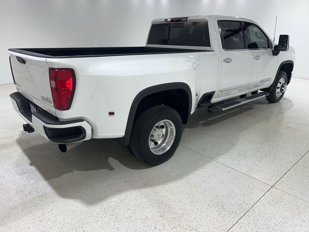 used 2024 Chevrolet Silverado 3500 car, priced at $75,998