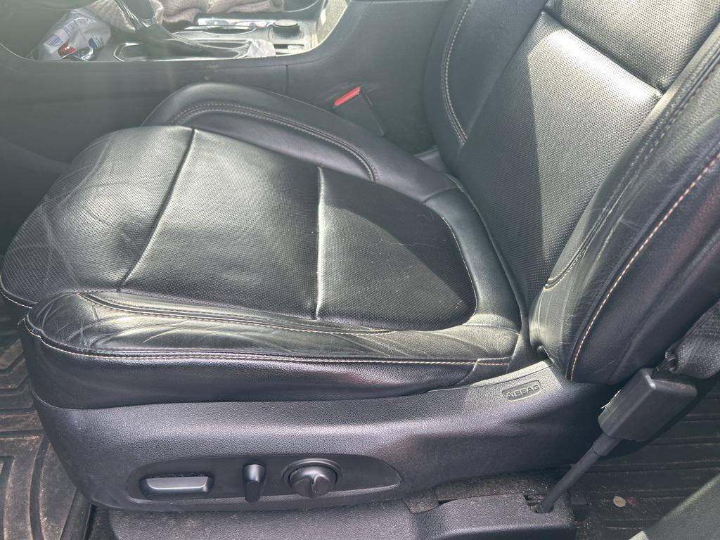 used 2018 Chevrolet Traverse car, priced at $10,880